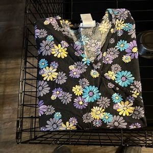 Black flower print left pocket needs fixed
